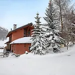 Nordica Aurora شقة *